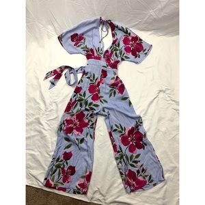 NWT- Vici Jumper Capri